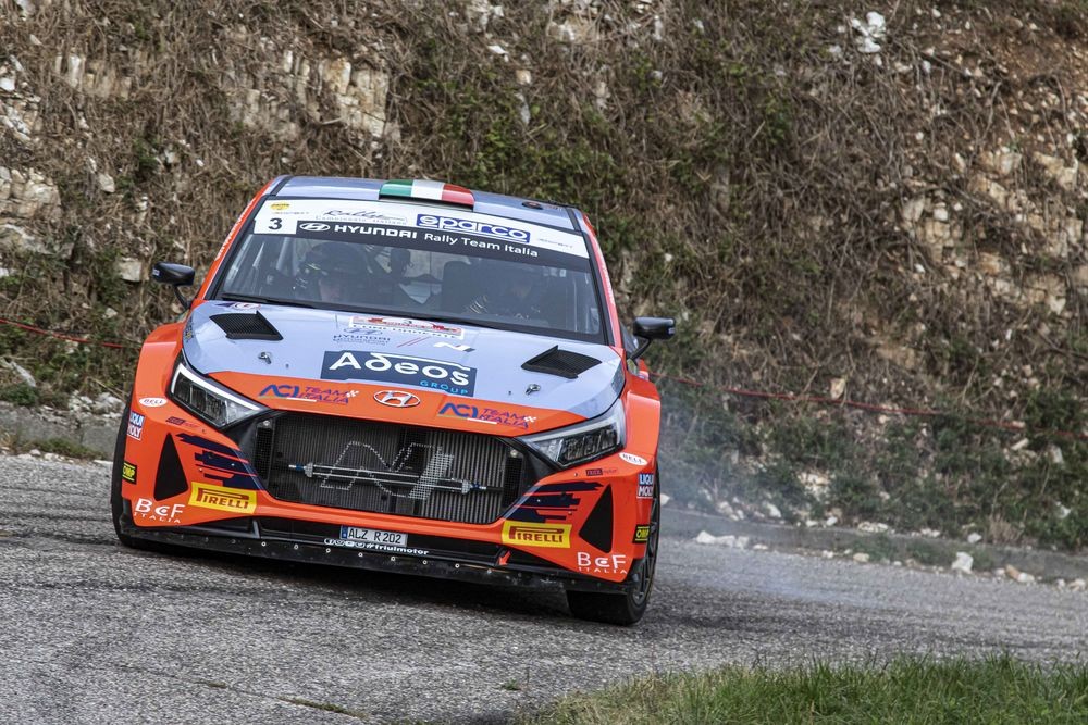 Crugnola-Ometto-Hyundai-i20-N-Rally2-Due-Valli-b