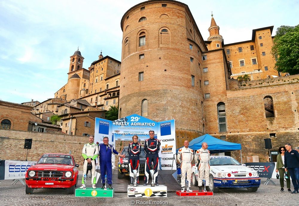 Pellicioni-Gabrielli-Podio-Adriatico-2022-Rally-Titano-Motorsport-ph-RaceEmotion