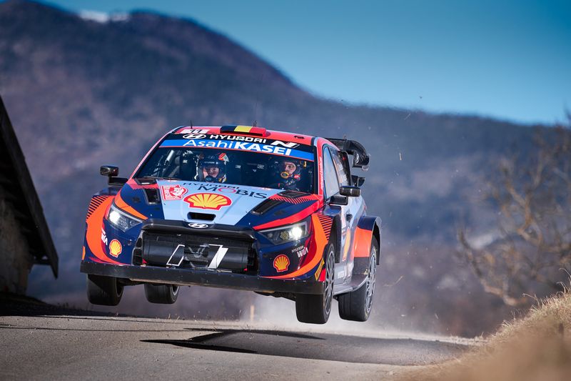 2023 FIA World Rally Championship Round 1,Rallye Monte-Carlo 2023, 19-22 January 2023Thierry Neuville, Martijn Wydaeghe, Hyundai i20 N Rally1 Hybrid, Action during Day 2 of WRC Rallye Monte-Carlo 2023      Photographer: Romain ThuillierWorldwide copyright: Hyundai Motorsport GmbH