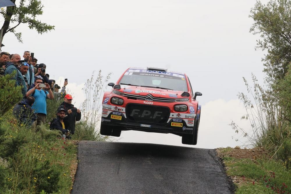 Andrea-Crugnola-e-Pietro-Elia-Ometto-su-Citroen-C3