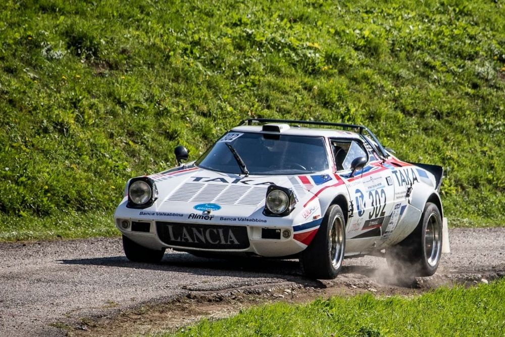 stratos