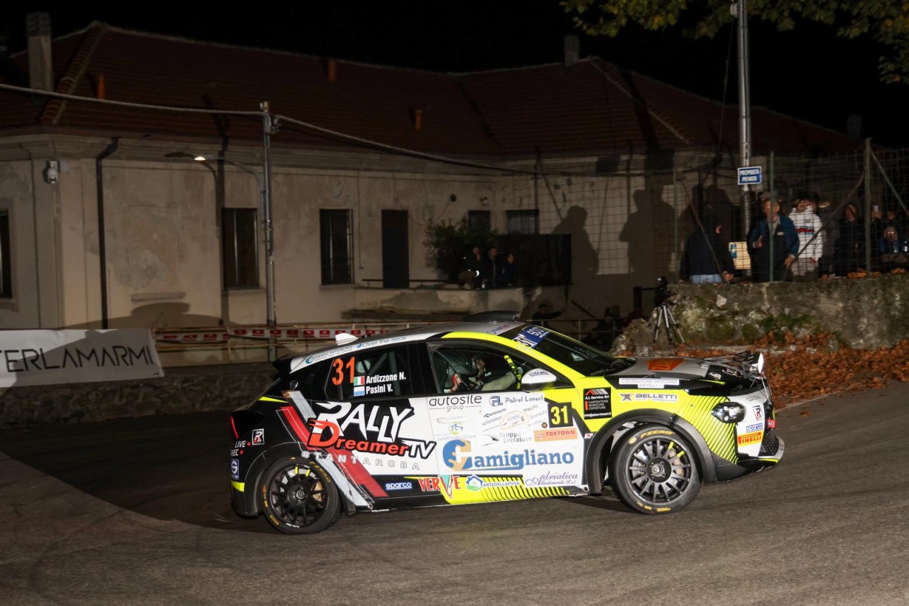 696eed00-ebb0-7b92-f845-27f6e64e6e3e