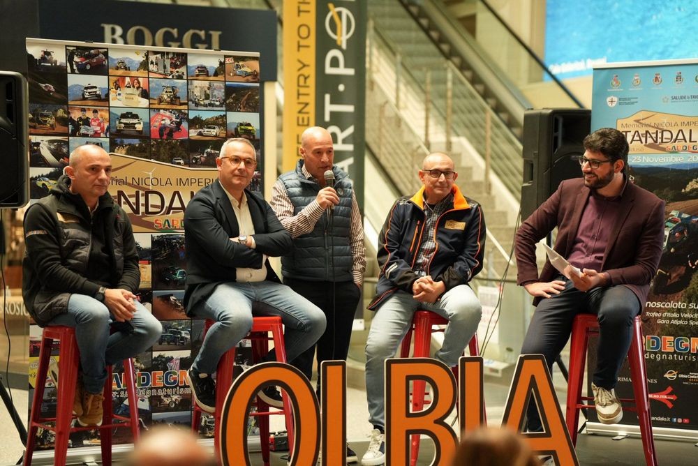 f00a4060-7698-3407-50b1-50f19ca99d98