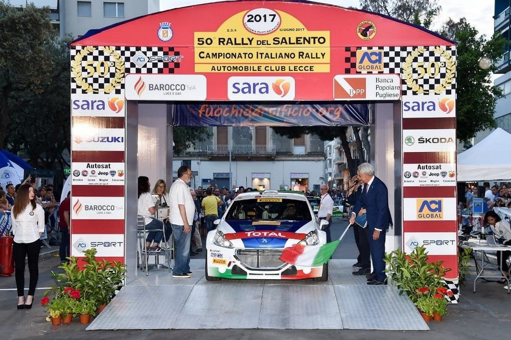 rally-del-salento-partenza-da-piazza-mazzini-a-lecce