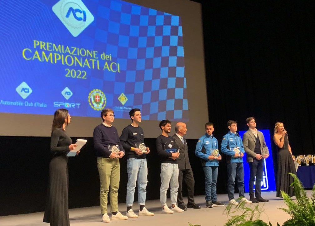 Presentazione-ACI-Team-Italia-i-piloti-con-il-Pres.-Sticchi-Damiani