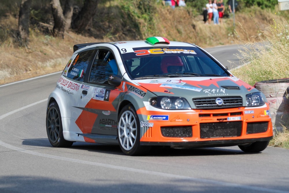 MTI_Mariano-Bruno-Giorgia-Bruno_-C-Foto-2023--Rally-di-Caltanissetta-e-del-Vallone--1184-Large