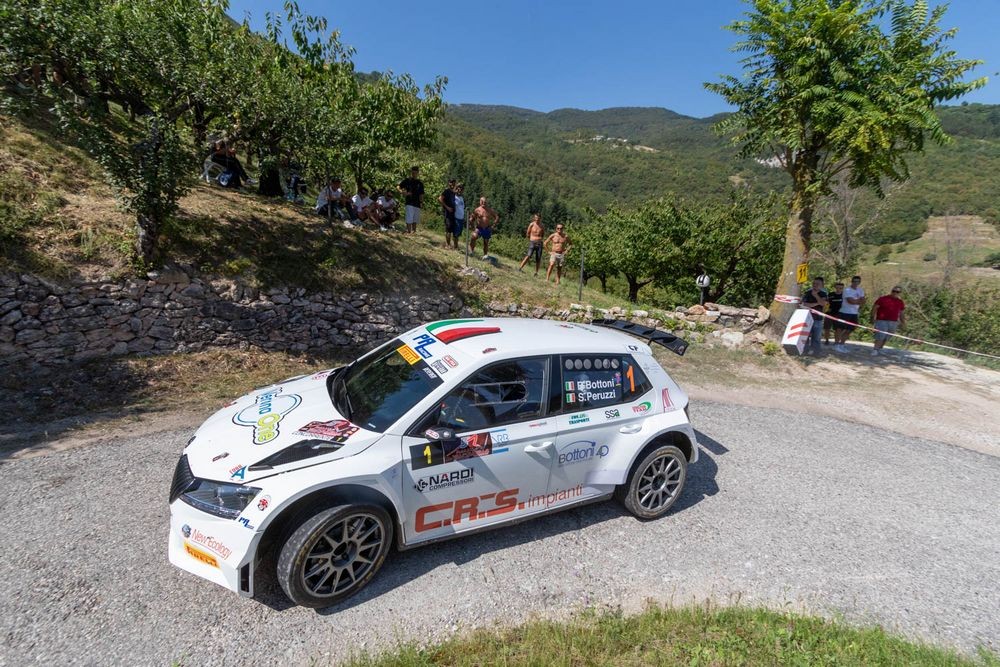 Federico-Bottoni-Sofia-Peruzzi-vincitori-assoluti-del-5-Rally-della-Valpolicella