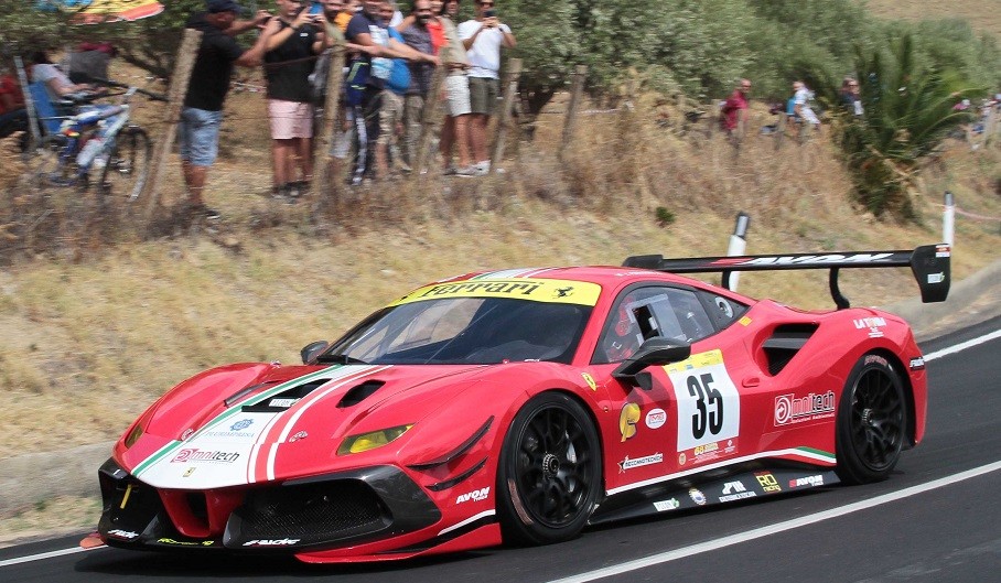lucio-peruggini-campione-italiano-civm-gruppo-gt-ro-racing