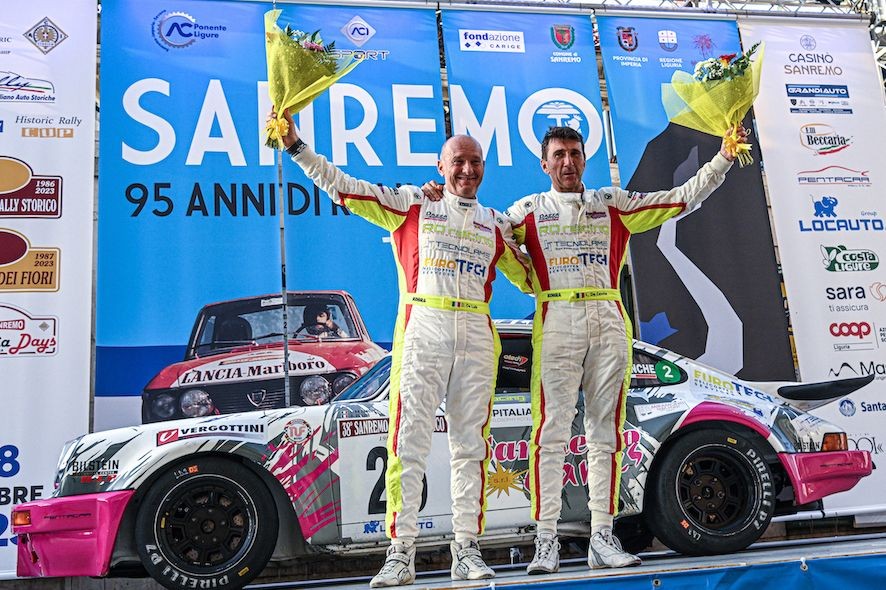 Da-Zanche-e-De-Luis-podium-win-Porsche911-Sanremo2023