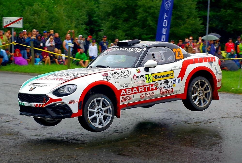 Roberto-Gobbin--Ismaele-Barra-al-Barum-Rally