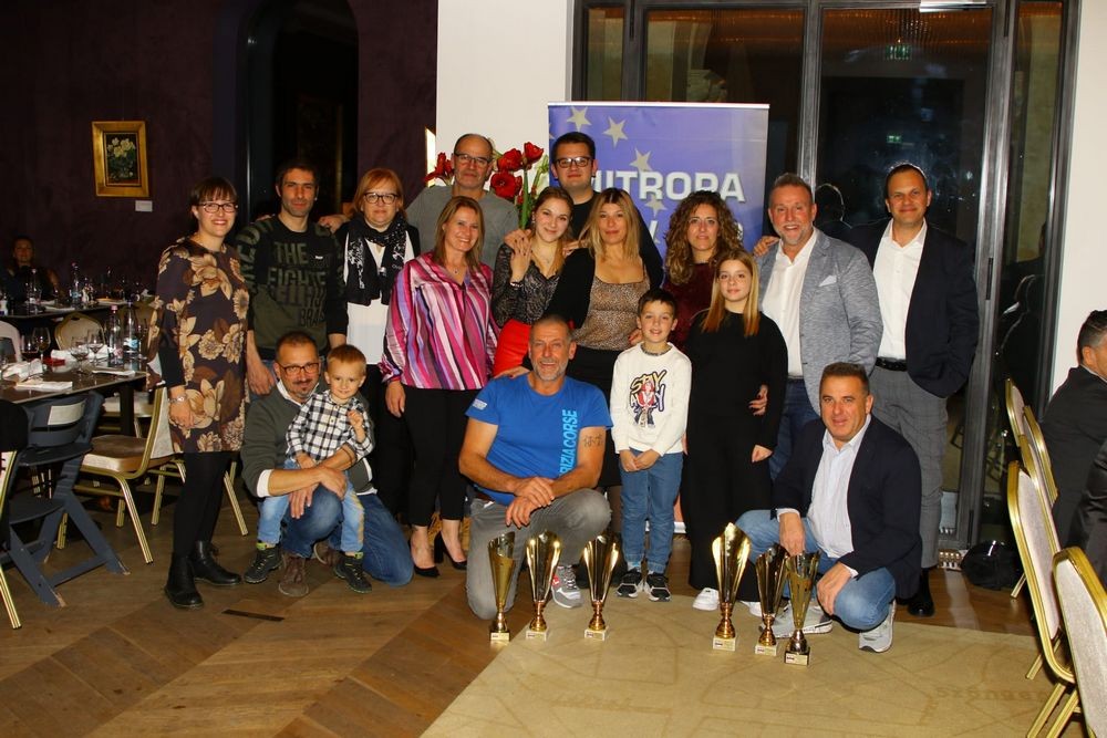 Gorizia-Corse-alle-premiazioni-Mitropa-Budapest-25-11-2023foto-Paolo-Drioli