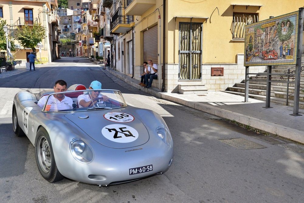 Lezaire---Boll-su-Porsche-718-RS61