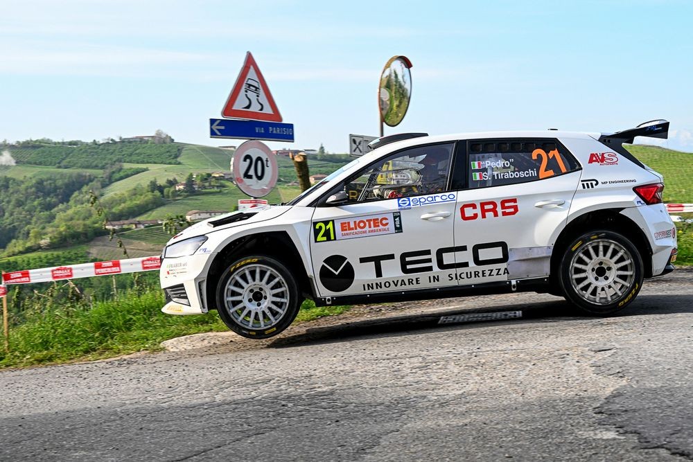 Pedro---Tiraboschi-in-azione-con-la-Skoda-Fabia-Rs-PA-Racing-al-Rally-Regione-Piemonte-Alba