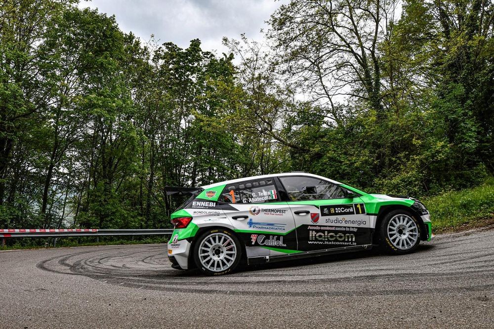 Giuseppe-Testa-in-azione-al-Rally-della-Marca