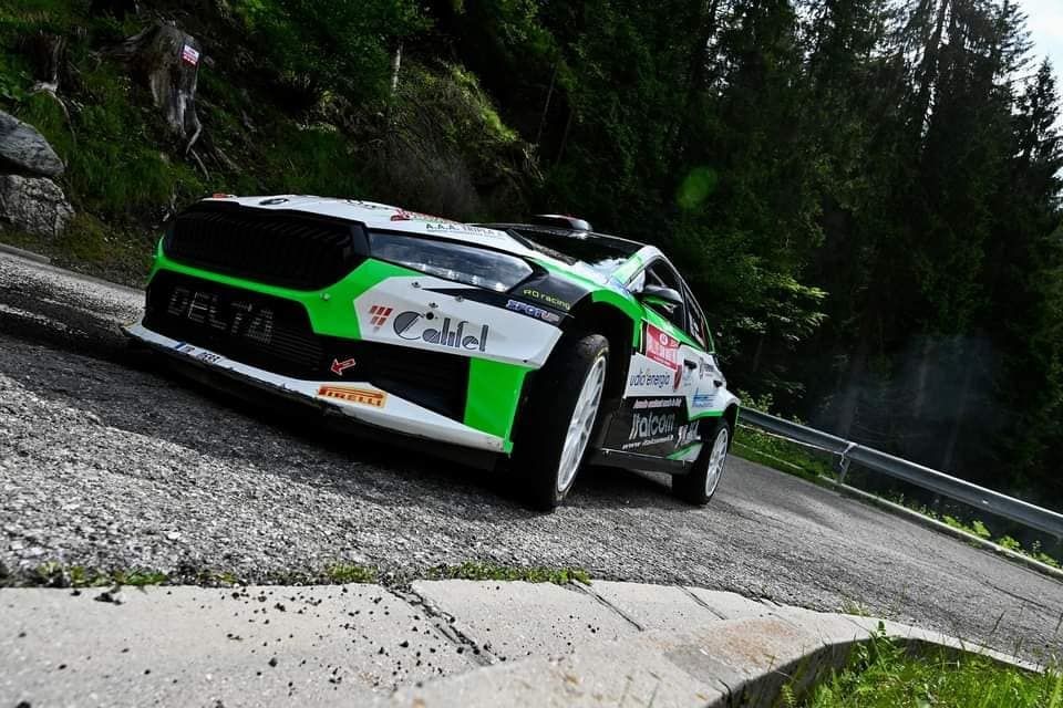 Testa-in-azione-sulle-strade-del-Trentino