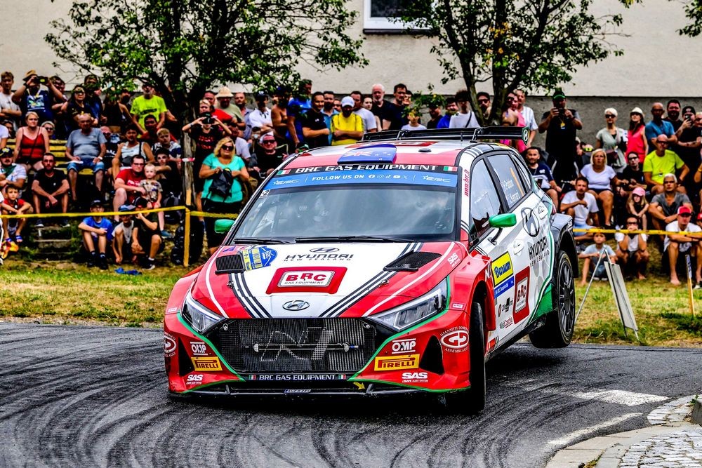 Hayden-Paddon-John-Kennard-ERC-Czech_06_ERC_Zlin_PADDON_1681