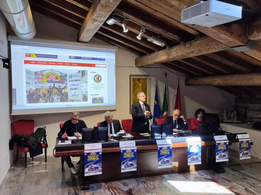 conferenza-002