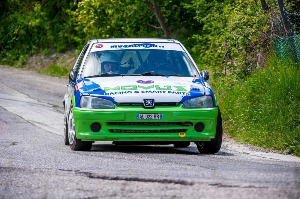 La-Peugeot-106-di-Classe-A6-con-cui-scenderanno-in-gara-Federico-Turco-e-Adriano-Padrin